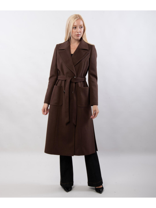 Cappotto con cintura e spacco laterale doppio petto