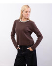 Maglieria con accessorio al collo