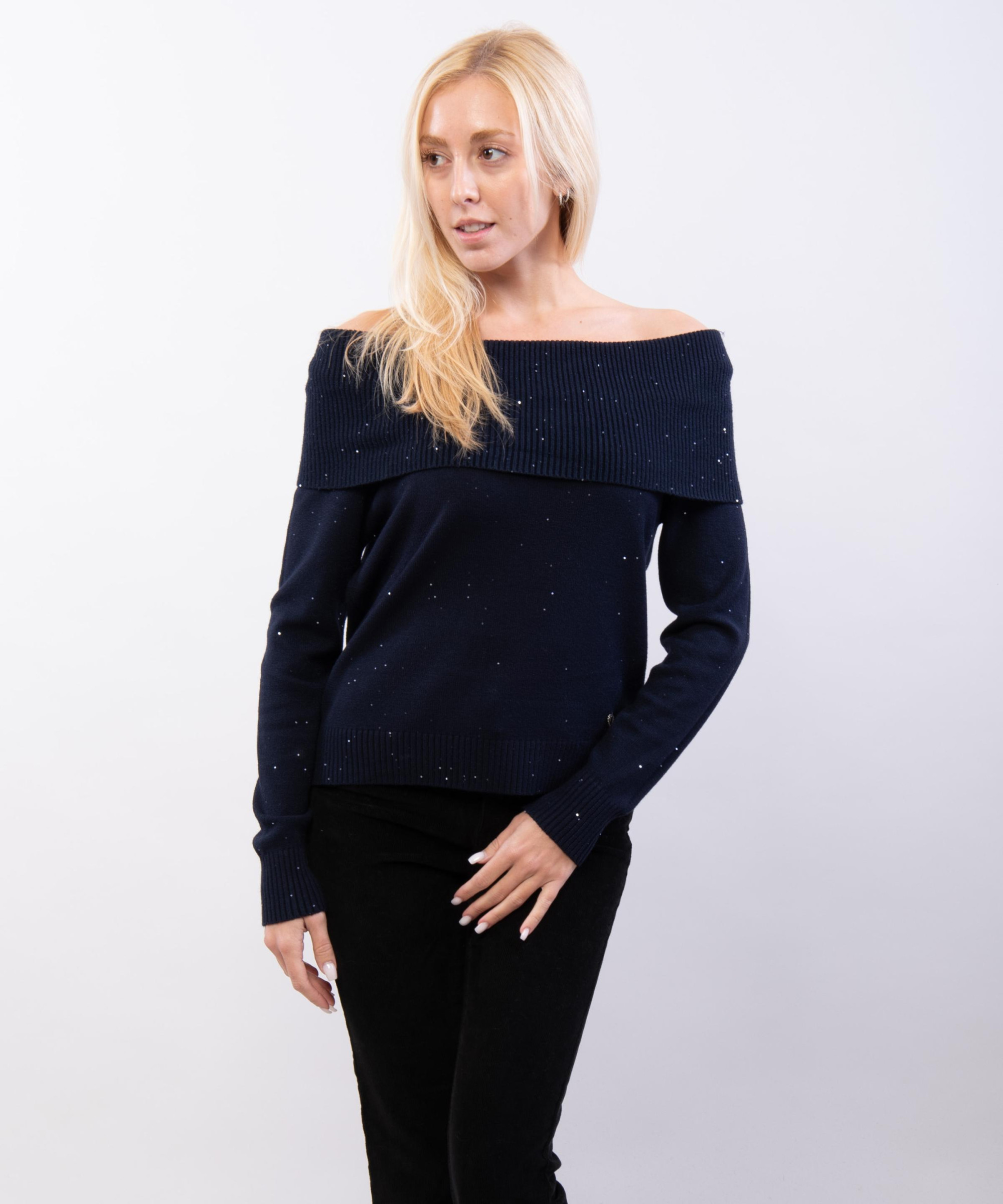 maglia con collo e palettes