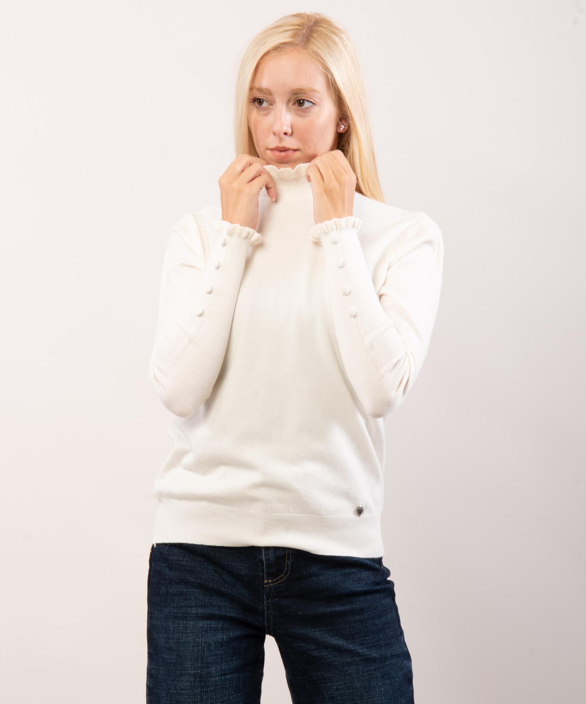 Maglione con collo e orlo a volant