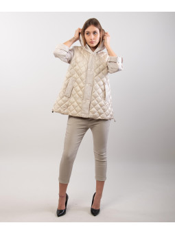 Giubbotto Trapuntato con Cappuccio