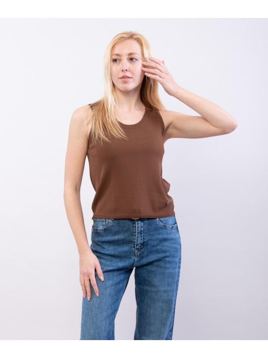 top con trecce ai bordi