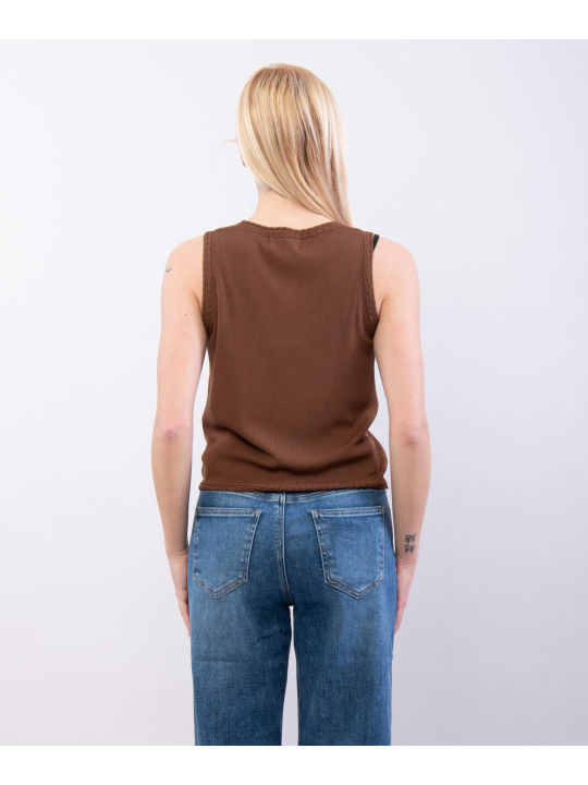 top con trecce ai bordi