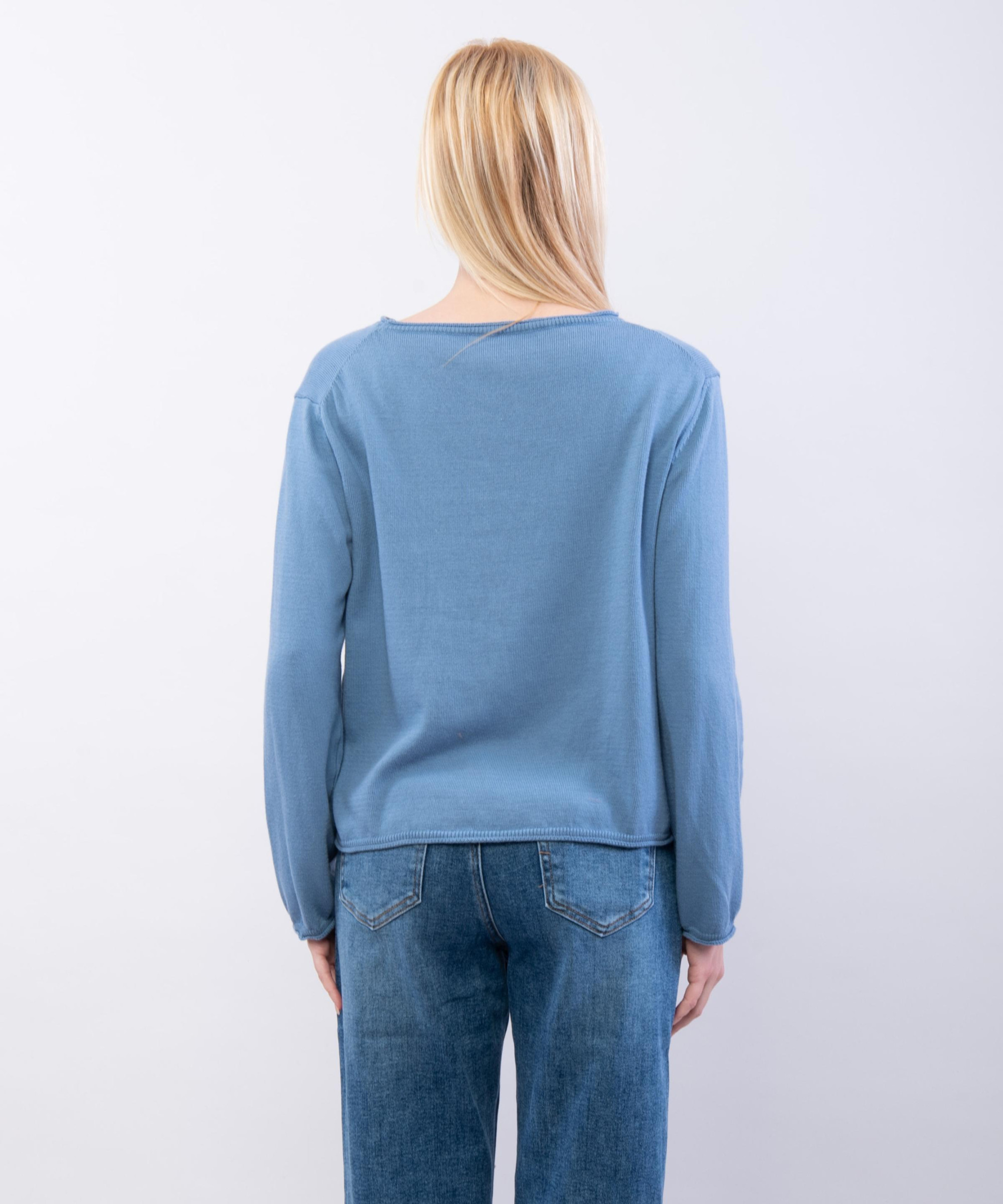 maglia leggera con collo arricciato