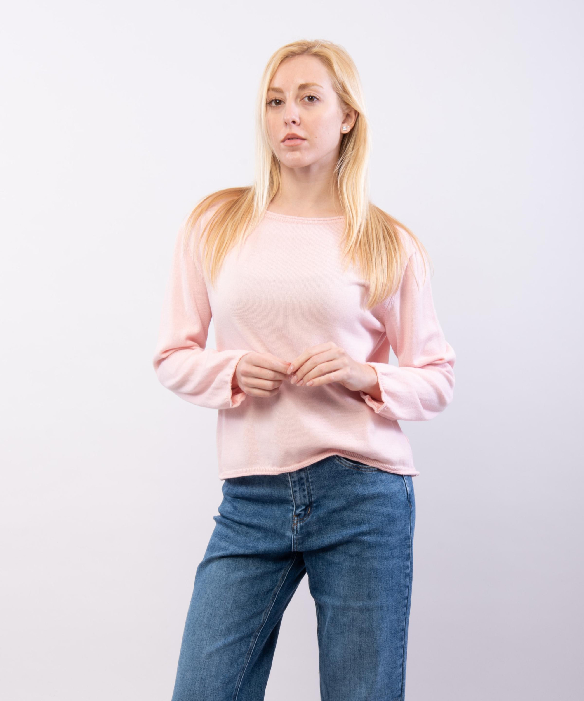 maglia leggera con collo arricciato