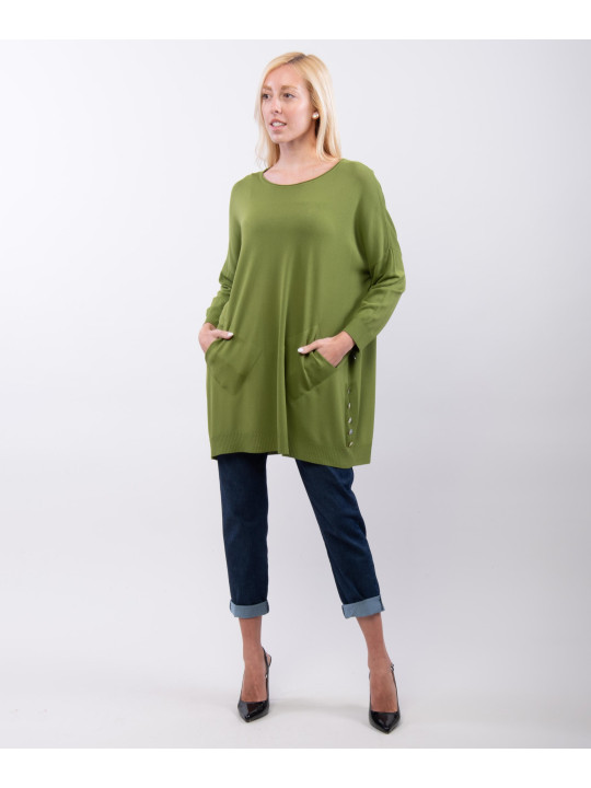 Maglia con tasche e bottoni laterali