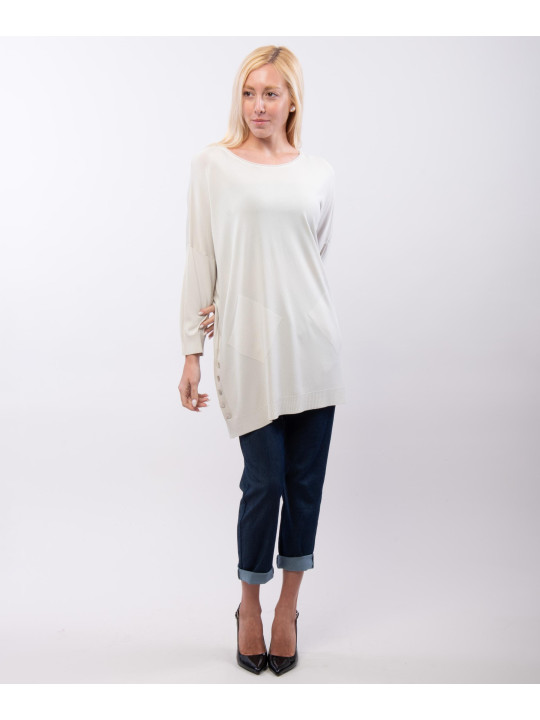 Maglia con tasche e bottoni laterali