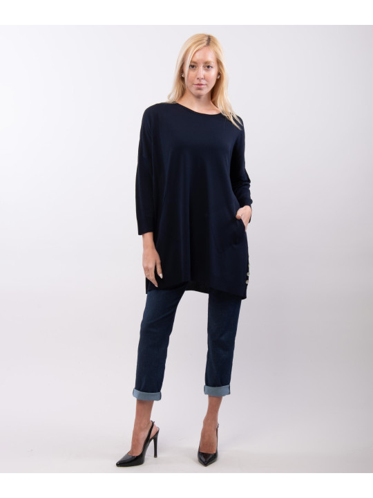 Maglia con tasche e bottoni laterali