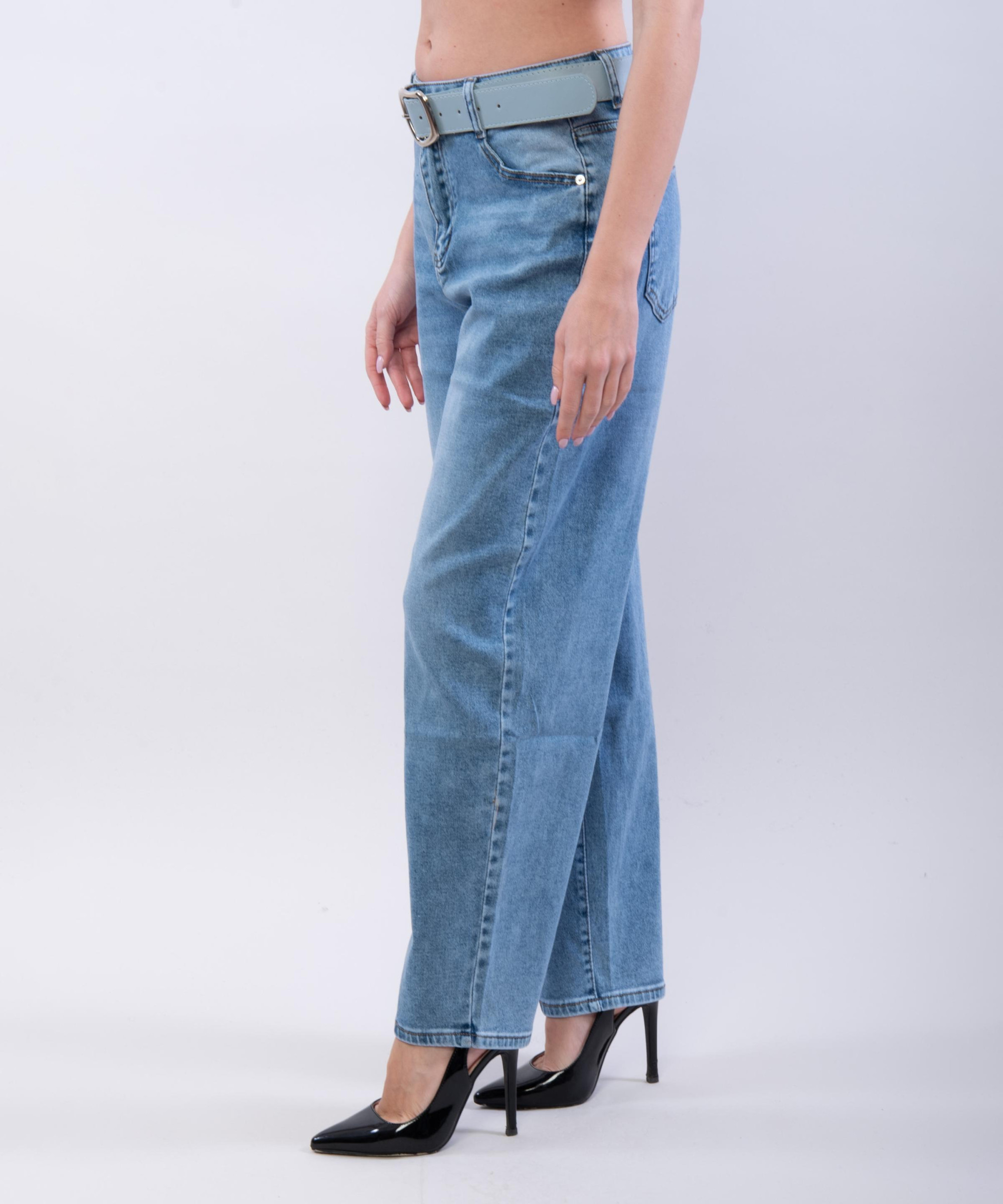 Jeans a Palloncino Fit con cintura