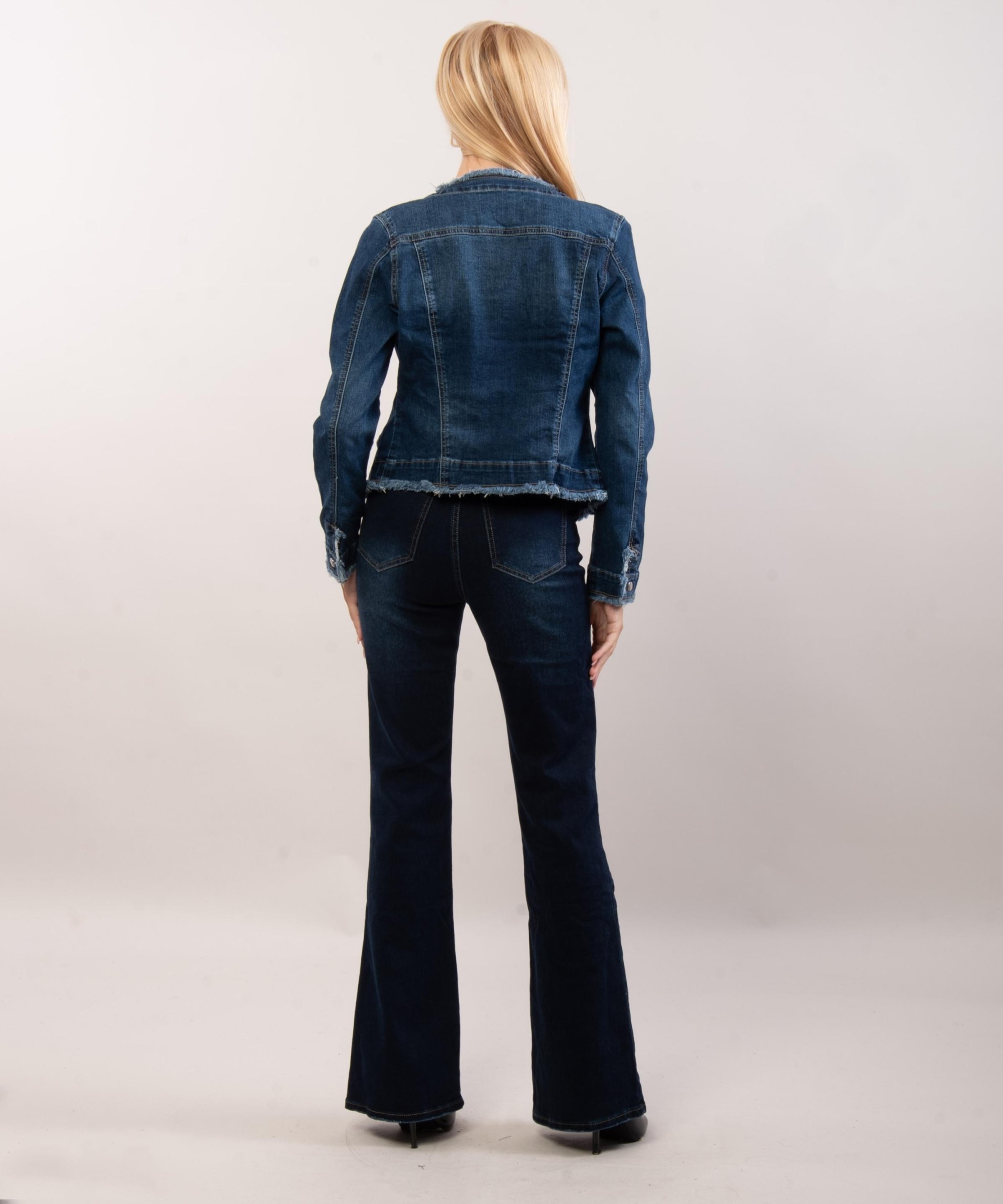 Giacca di jeans sfrangiata