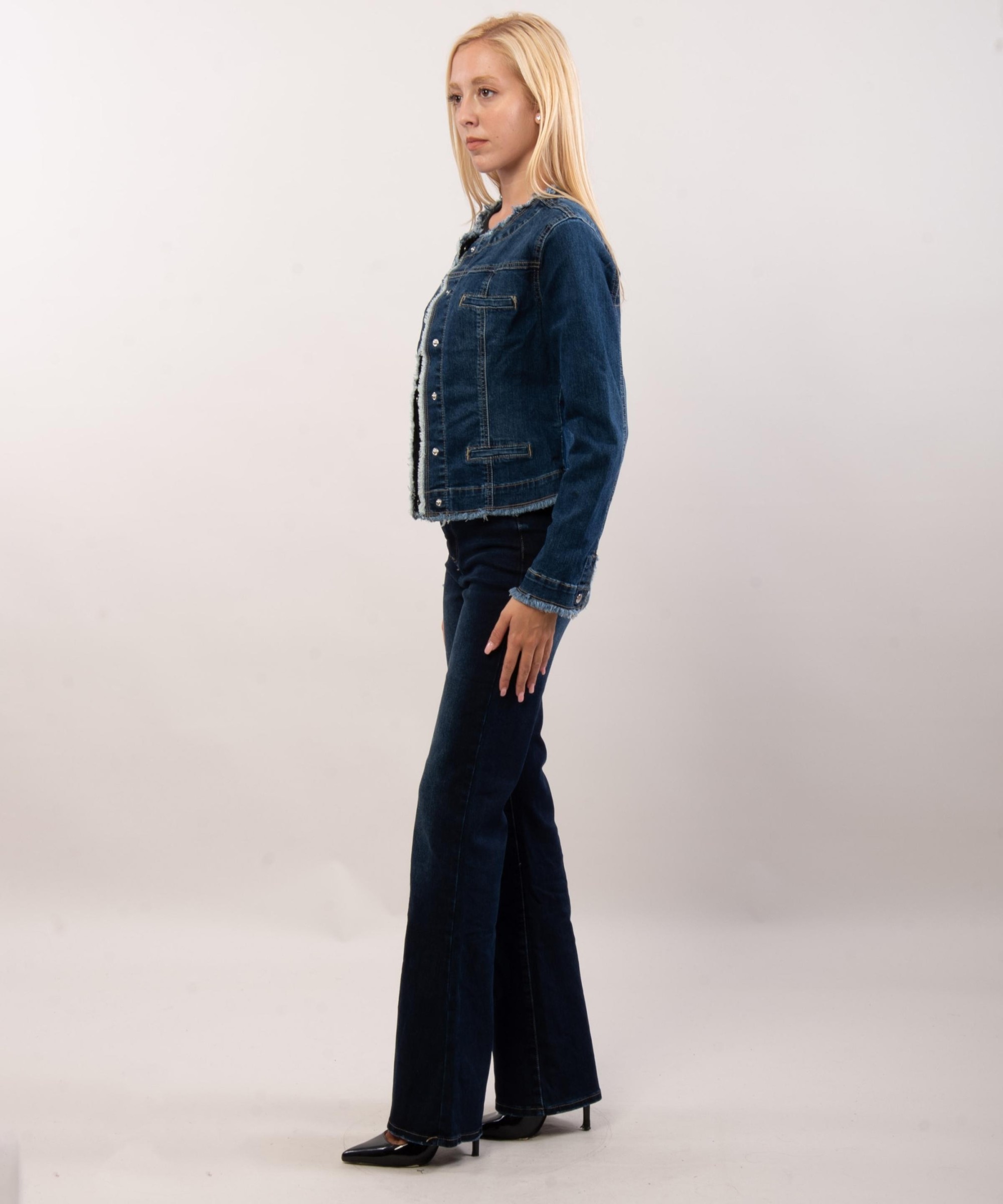 Giacca di jeans sfrangiata