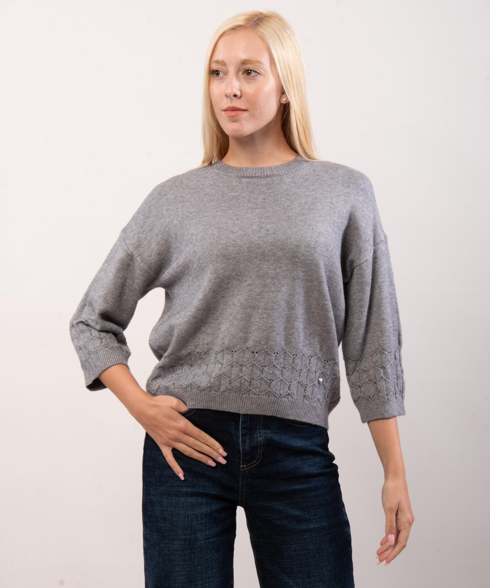 Maglione con orli a crochet