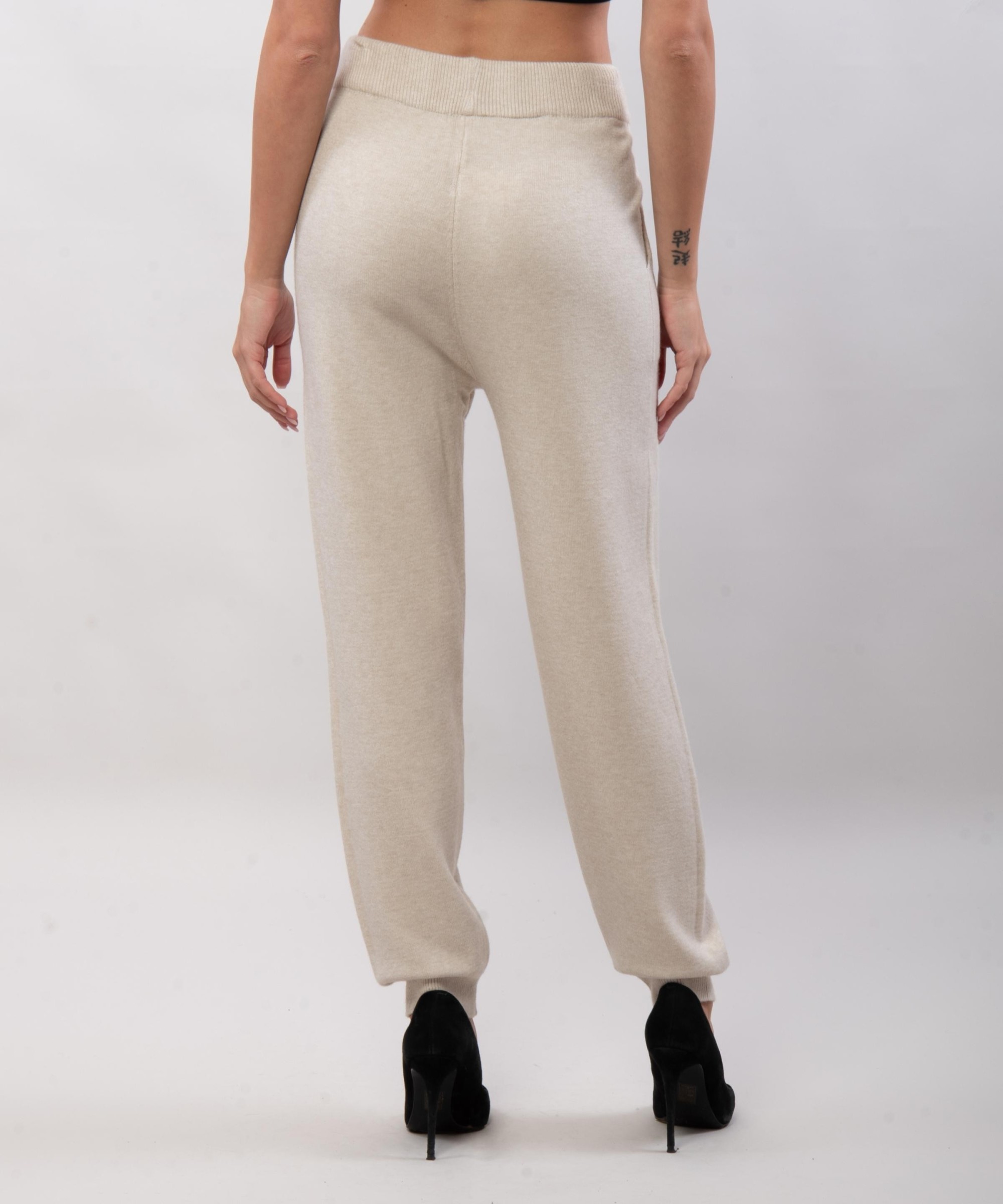 pantalone maglieria a gamba stretta