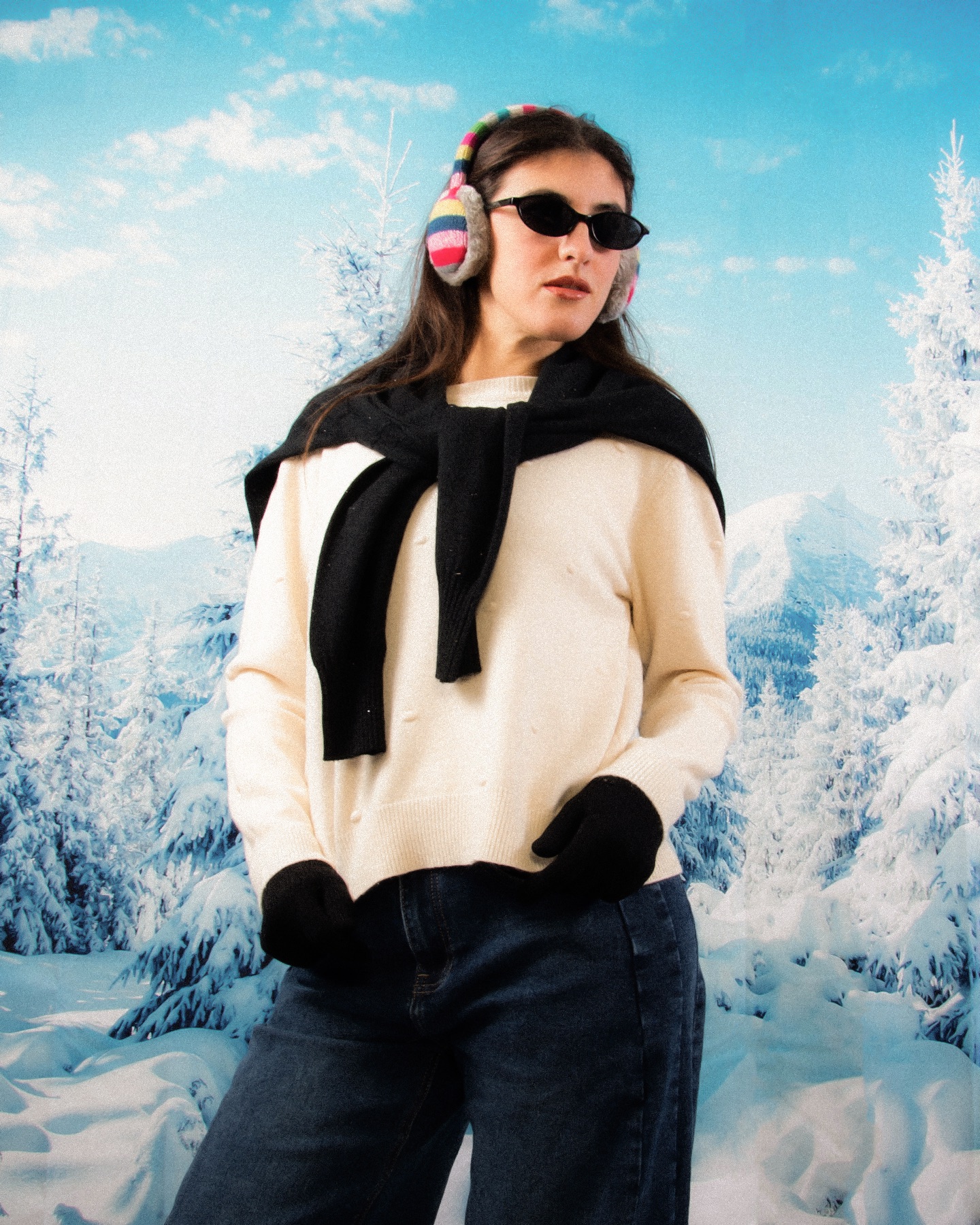 Mai rinunciare allo stile per il freddo❄️

www.papillonapparel.com 

Artwork: @florence_modart 
Model x Modart: @annabonito 

#PapillonApparel #NewCollection 