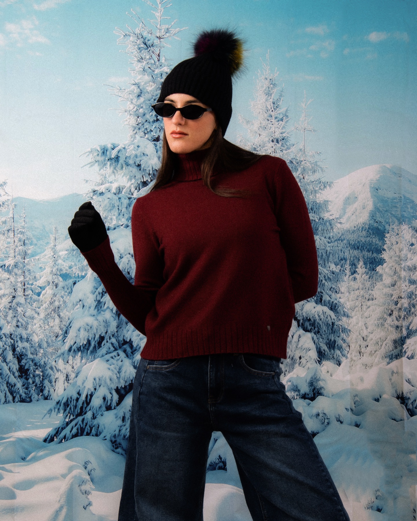 Con i nostri capi puoi goderti la neve e avere uno stile impeccabile ❄️

www.papillonapparel.com 

Artwork: @florence_modart 
Model x Modart: @annabonito 

#PapillonApparel #NewCollection 
